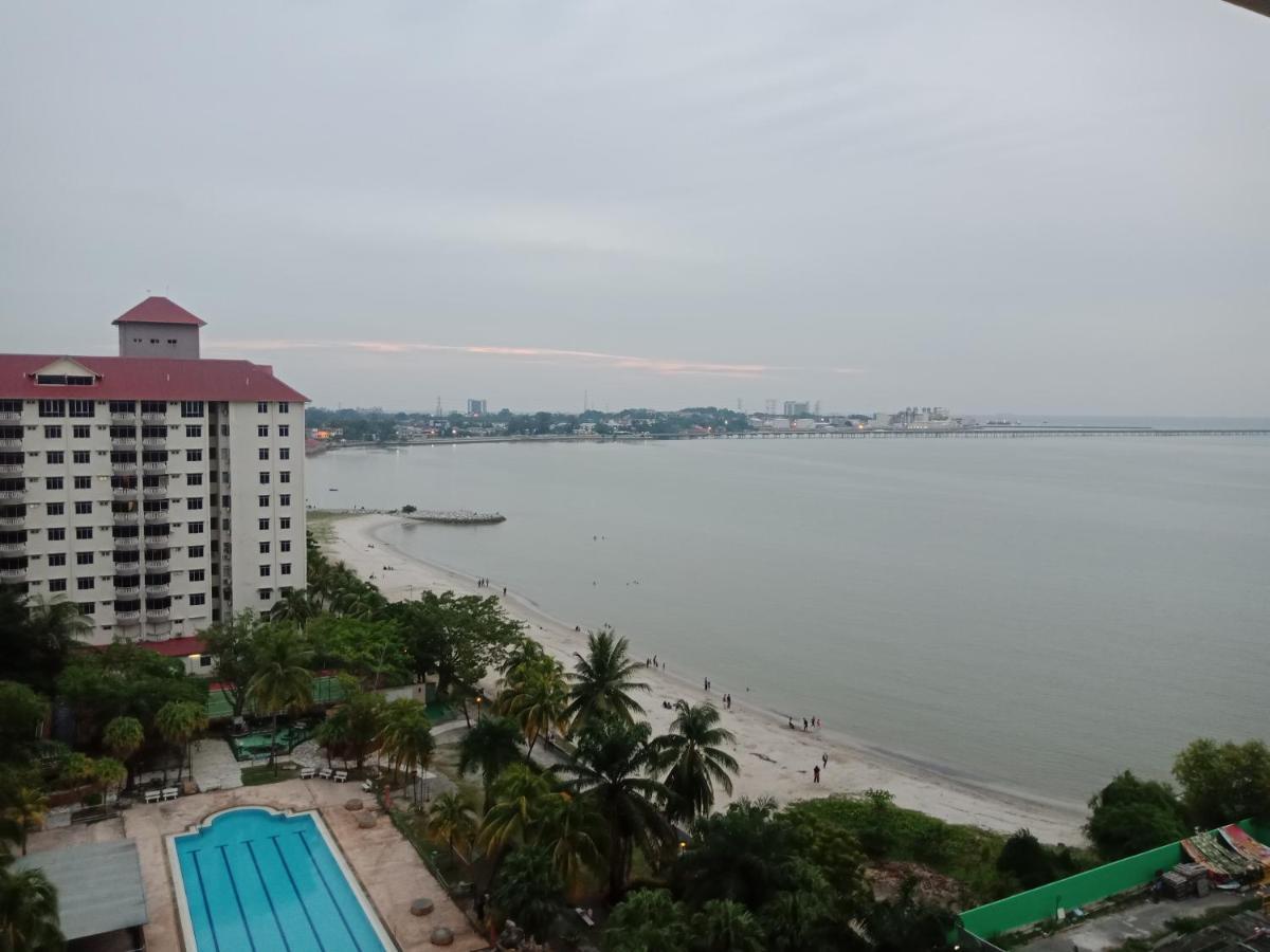 Glory Beach Resort Private Penthouse Port Dickson Exterior photo