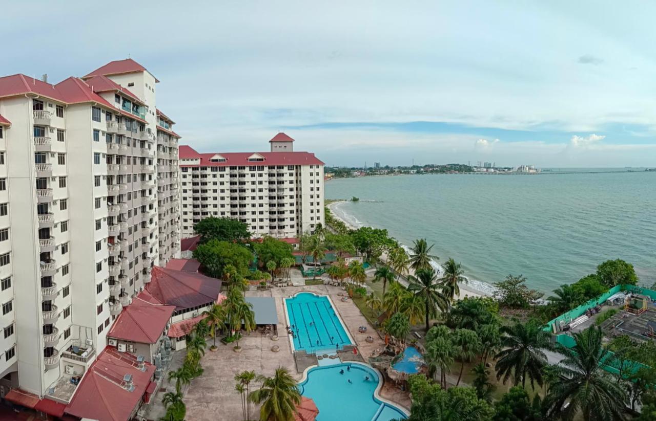 Glory Beach Resort Private Penthouse Port Dickson Exterior photo